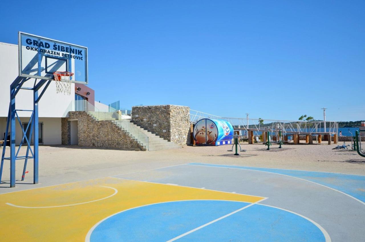 Apartments Orsula Near Old Town شيبينيك المظهر الخارجي الصورة