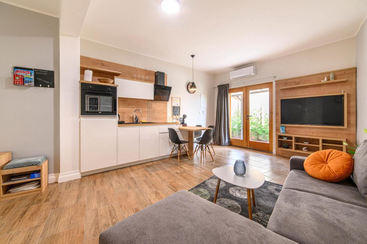 Apartments Orsula Near Old Town شيبينيك المظهر الخارجي الصورة