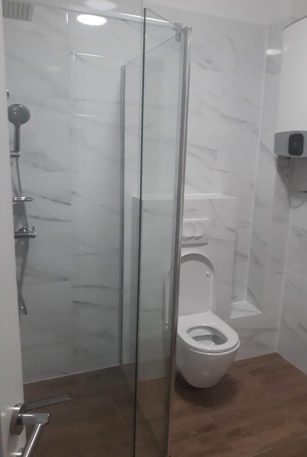 Apartments Orsula Near Old Town شيبينيك المظهر الخارجي الصورة