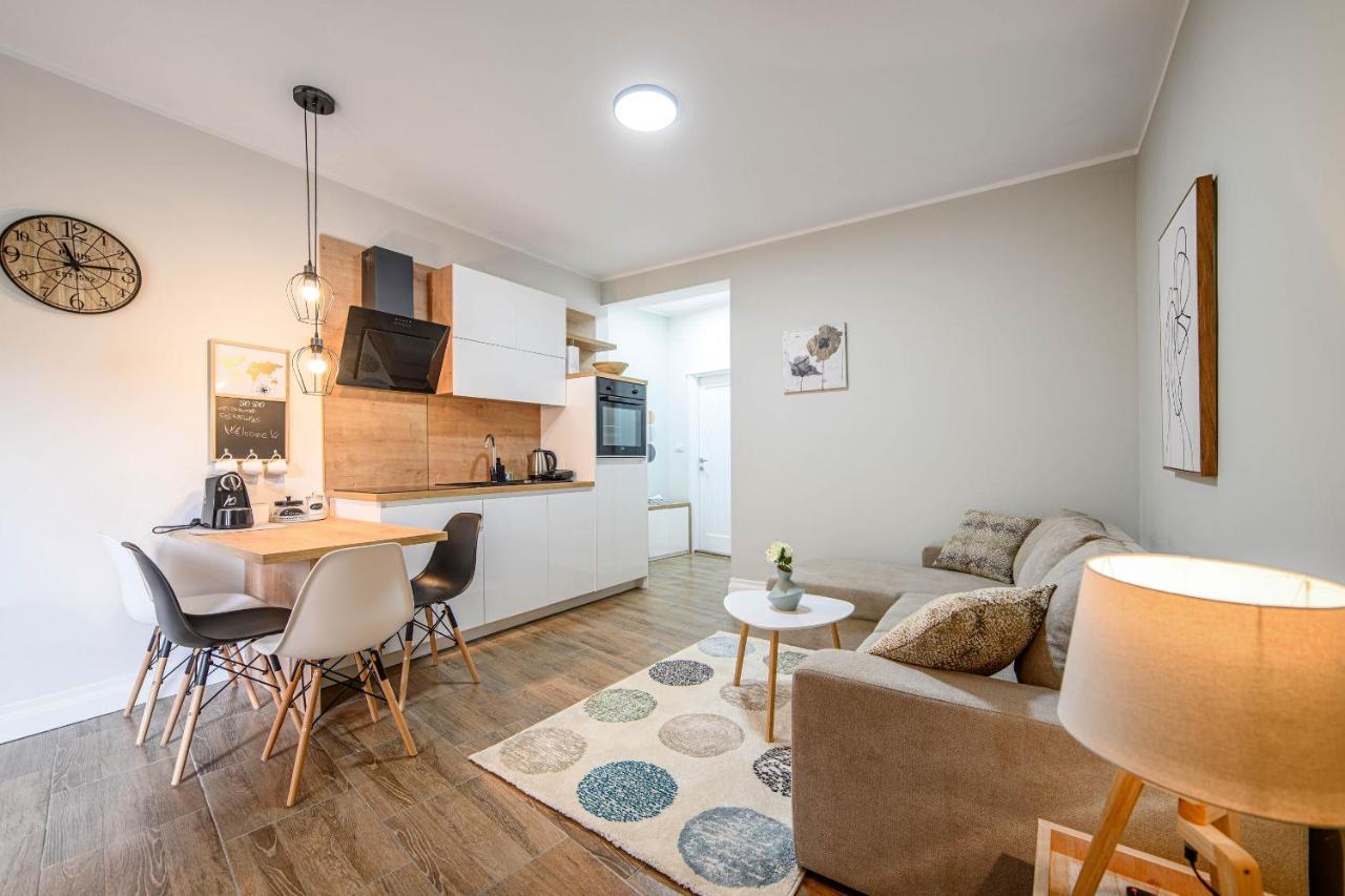 Apartments Orsula Near Old Town شيبينيك المظهر الخارجي الصورة