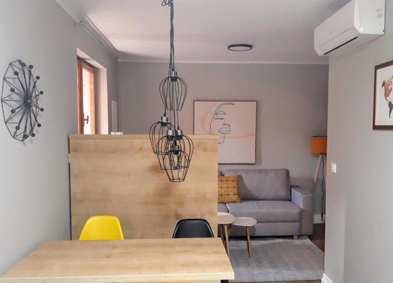 Apartments Orsula Near Old Town شيبينيك المظهر الخارجي الصورة